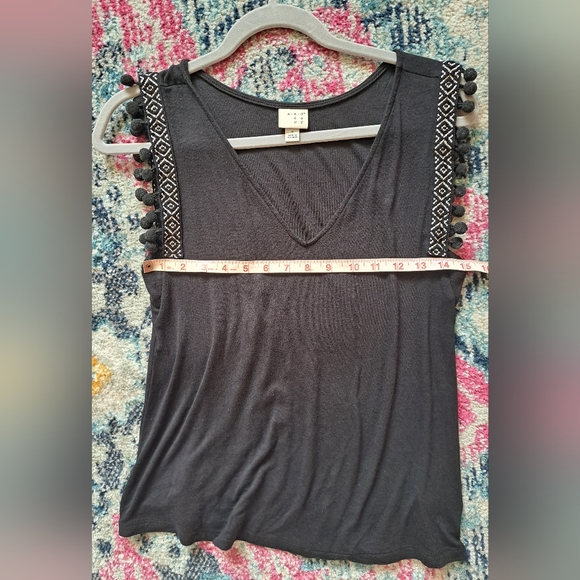 A New Day Sleeveless Top Women's Small - Picture 9 of 11